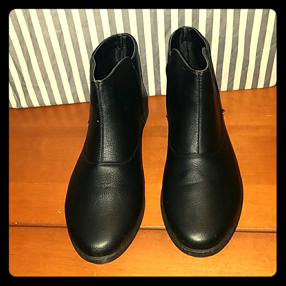 Black Booties